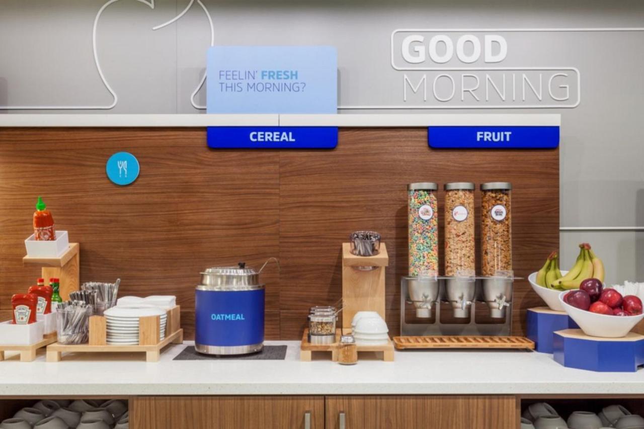 Holiday Inn Express & Suites - Austin - Manor By Ihg Kültér fotó